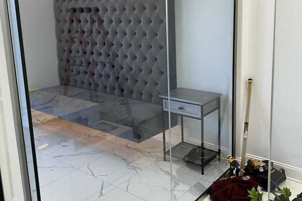 Flexible movable glass partitions redefining office layouts