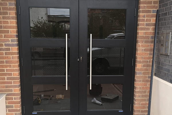 Reliable commercial storefront windows solutions