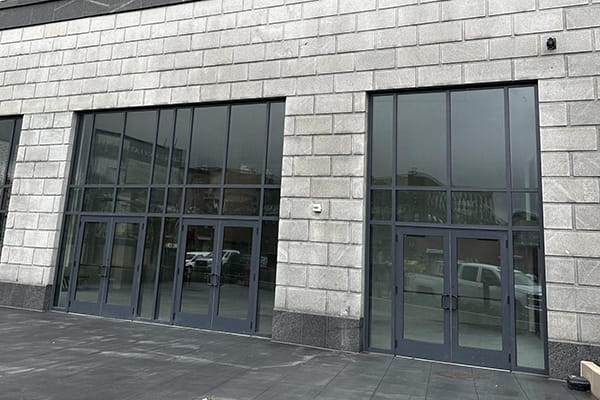 Professional shopfront glass door windows installation and repair